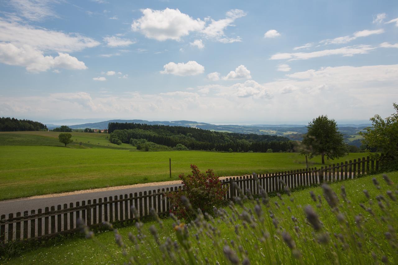 Berggasthof Hoechsten Hotel Illmensee ภายนอก รูปภาพ