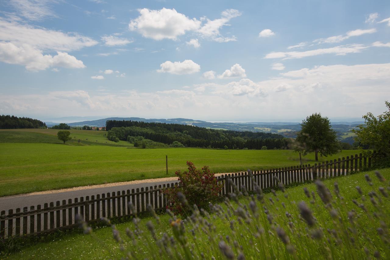 Berggasthof Hoechsten Illmensee ภายนอก รูปภาพ